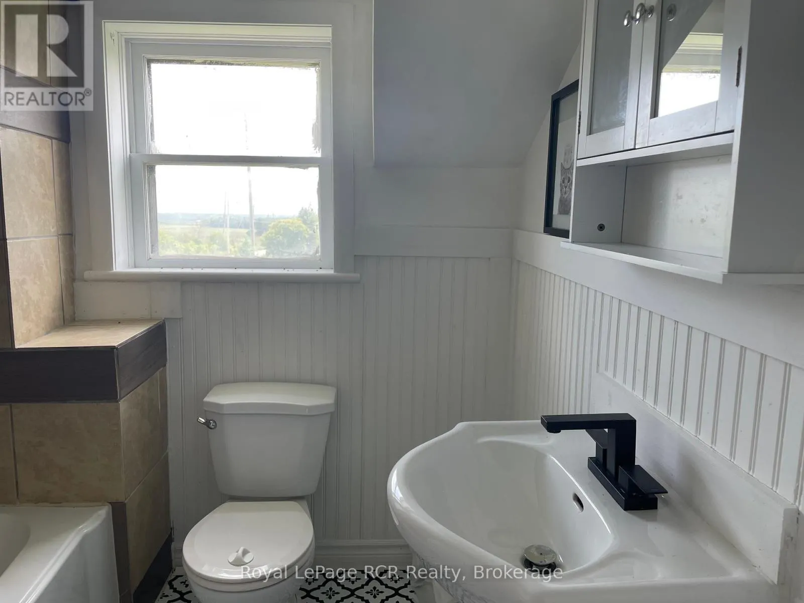 828254 MULMUR NOTTAWASAGA TOWNLINE