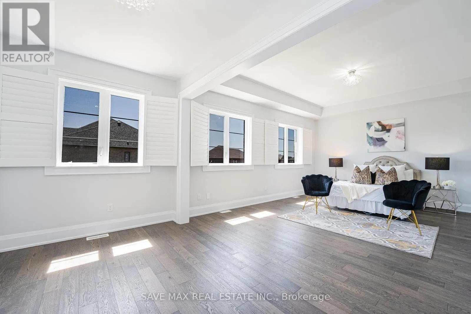 1250 UPPER THAMES DRIVE