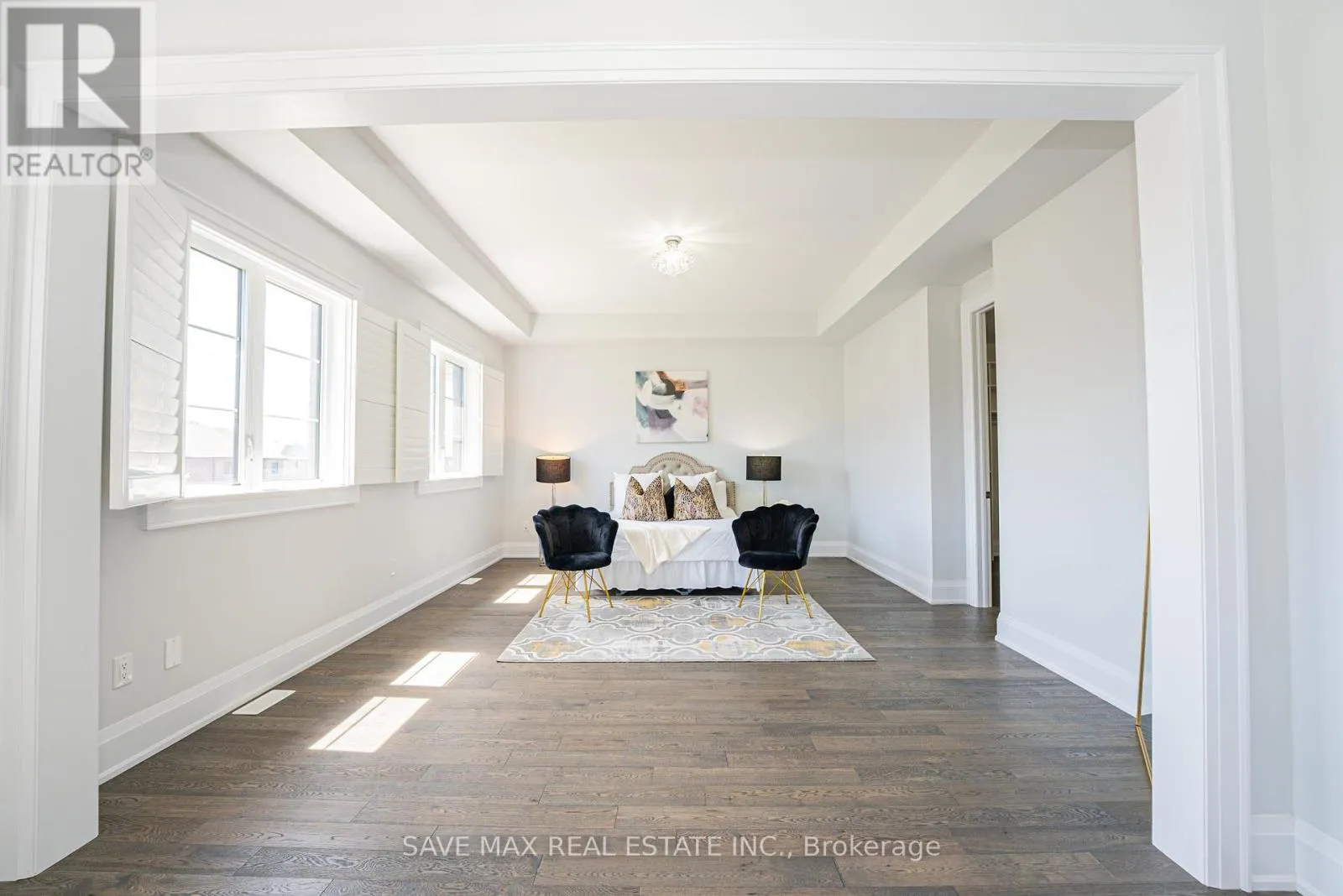 1250 UPPER THAMES DRIVE