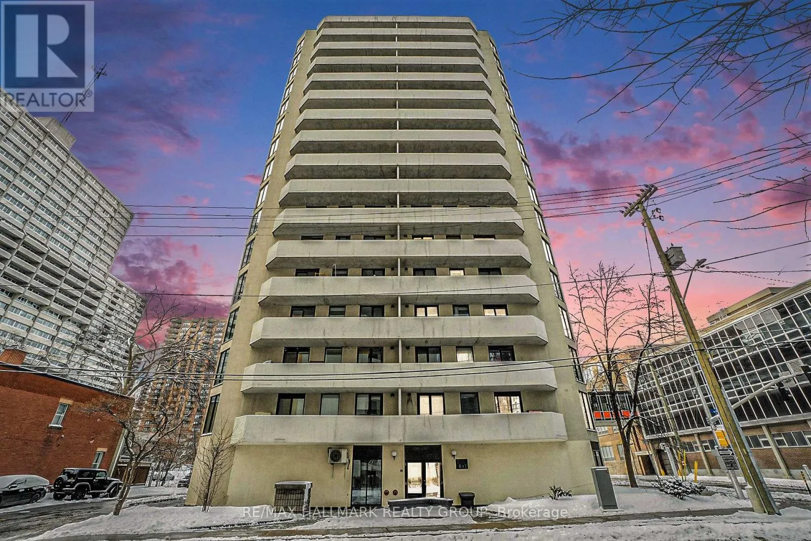 1102 - 200 BAY STREET N