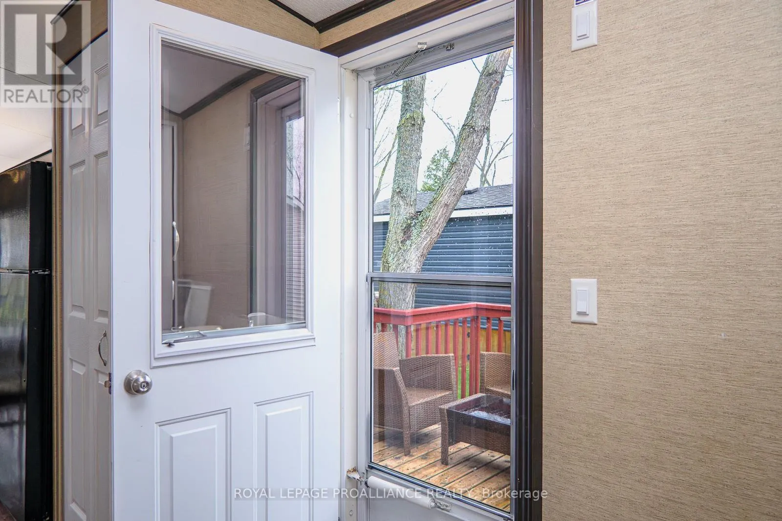 4 PARK MEADOW LANE - 486 COUNTY RD 18