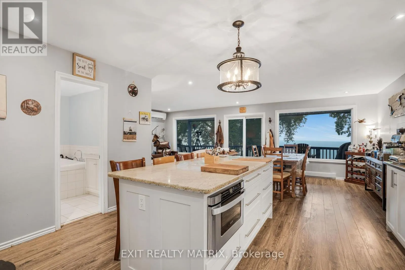 922 LALONDE ROAD