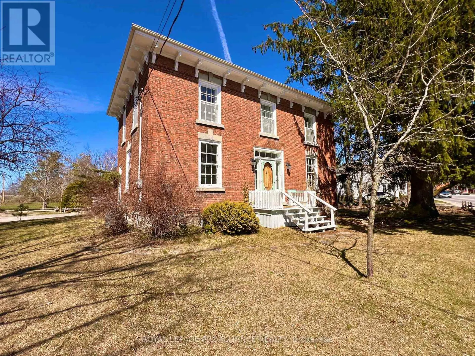 374 BLOOMFIELD MAIN STREET