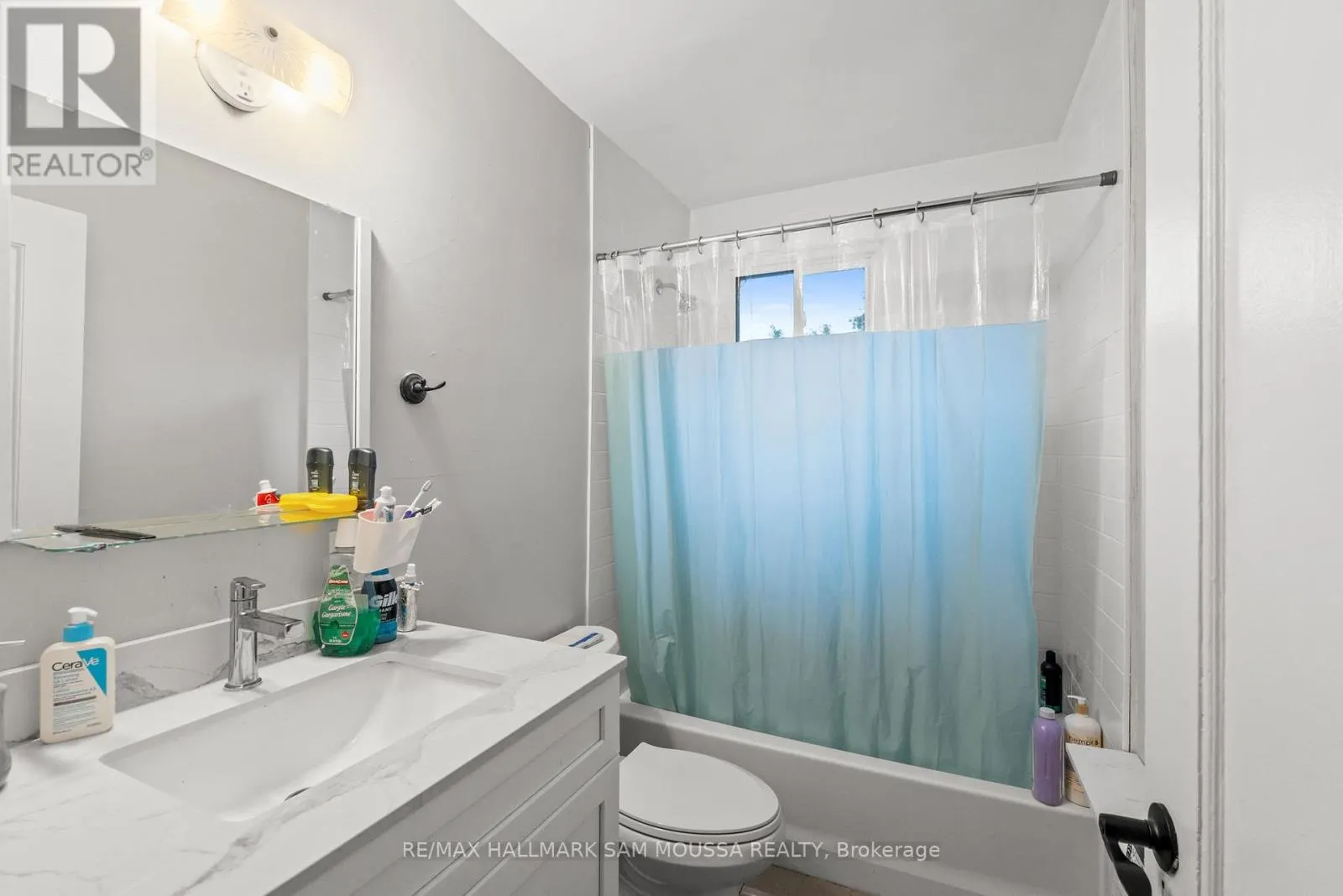 315 WAVERLEY STREET W