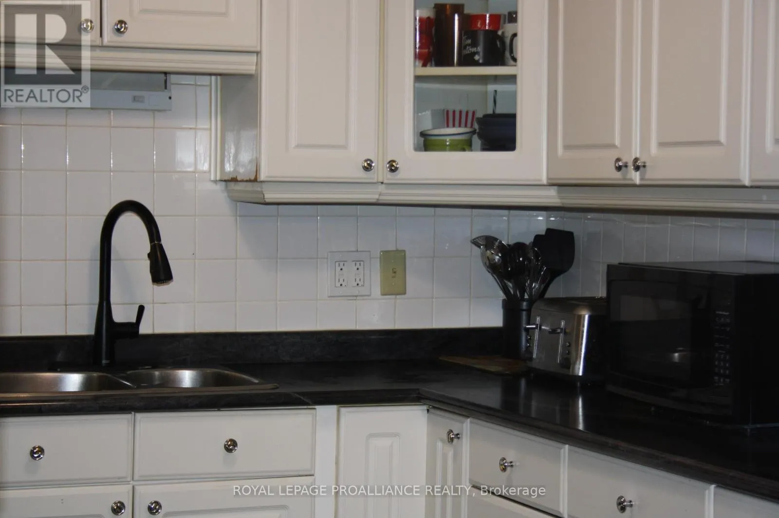 75 - 25 TRACEY PARK DRIVE, #75