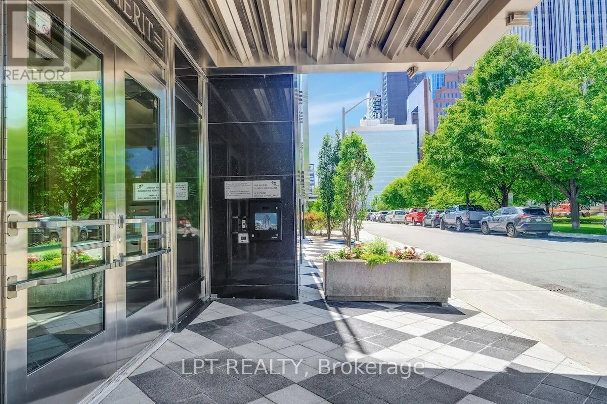 305 - 108 LISGAR STREET
