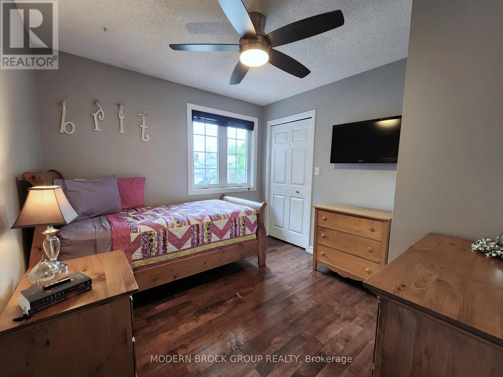 408 PEARL STREET W