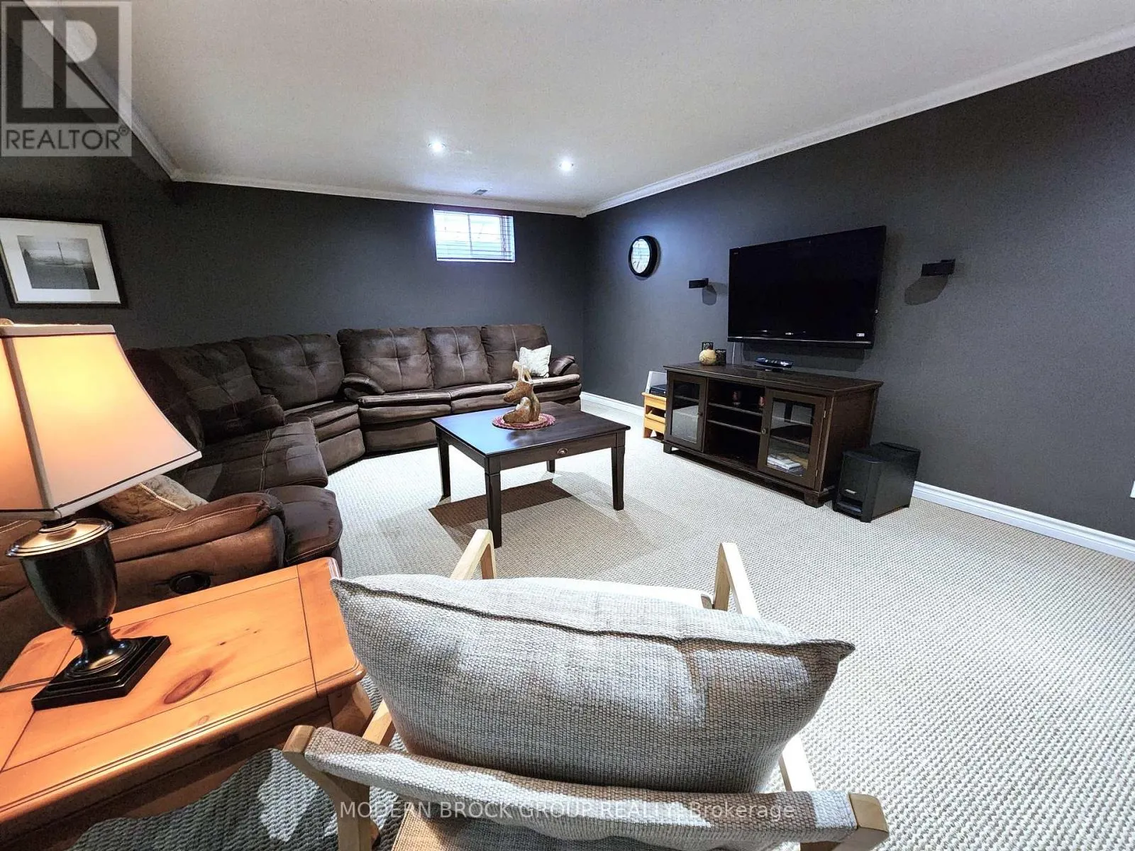 408 PEARL STREET W