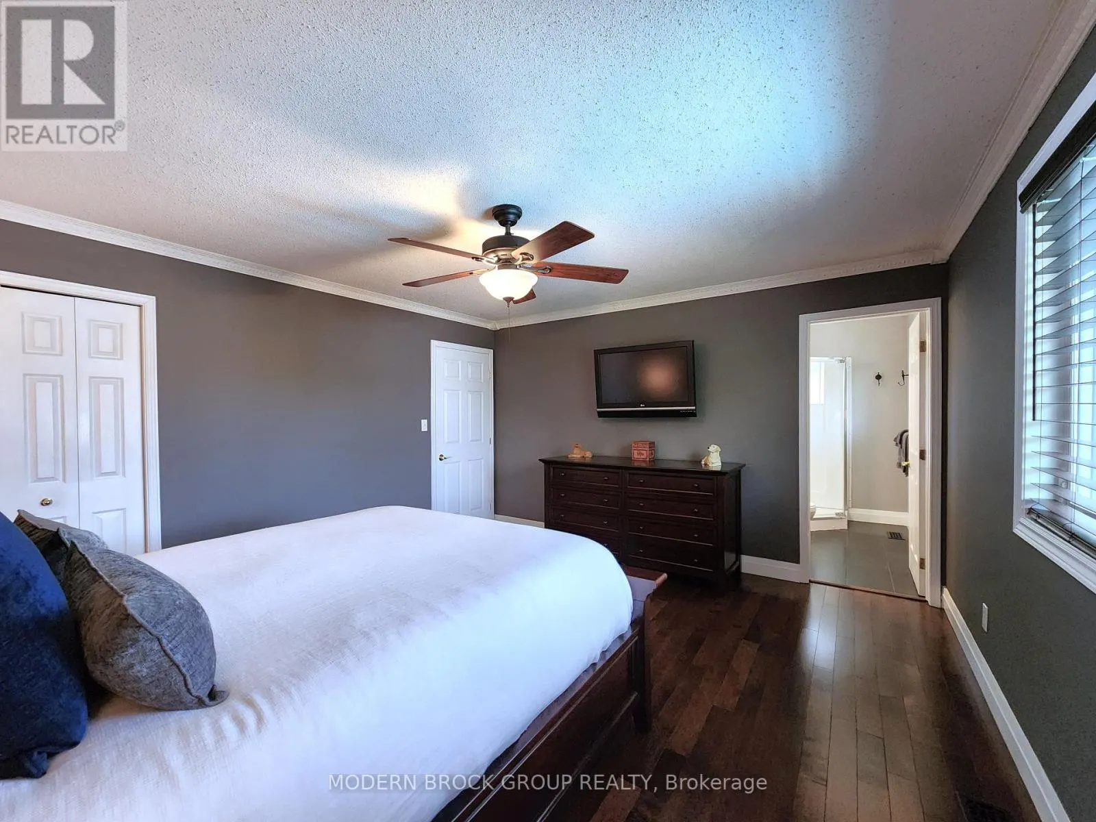 408 PEARL STREET W