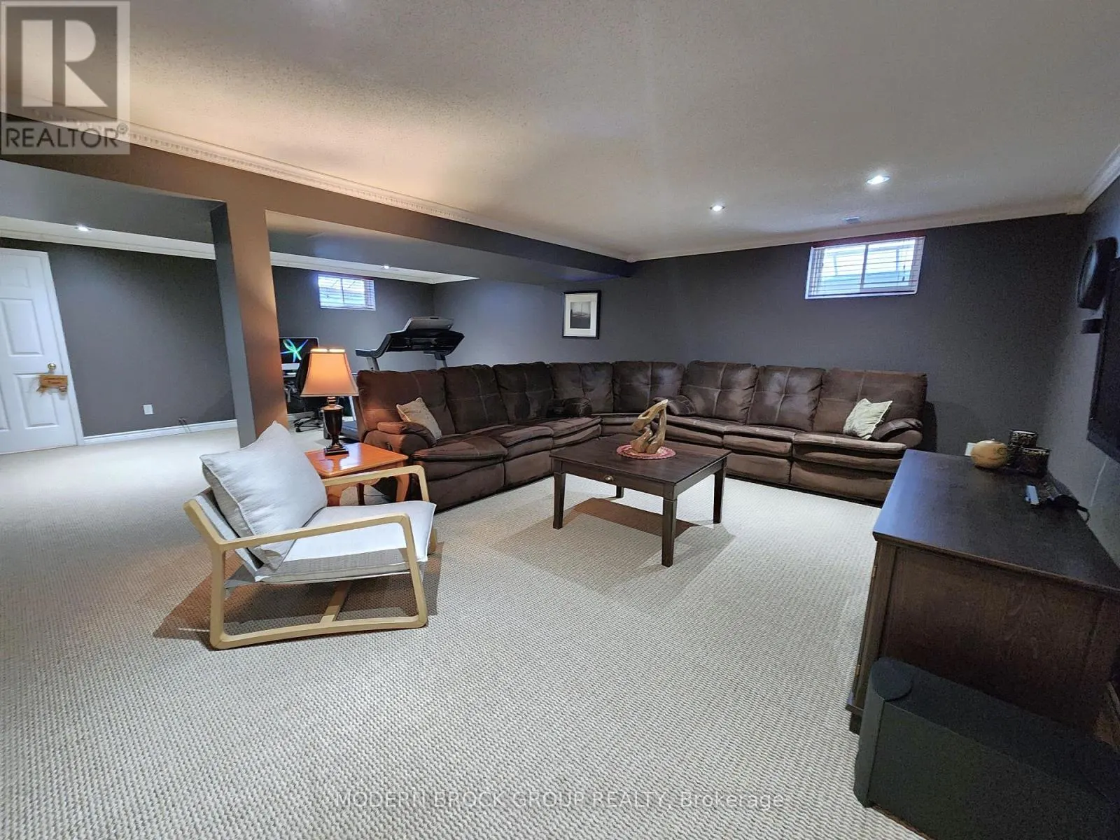 408 PEARL STREET W