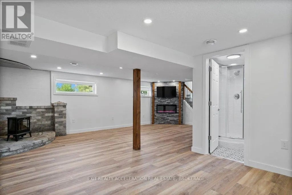 524 HUFFMAN ROAD