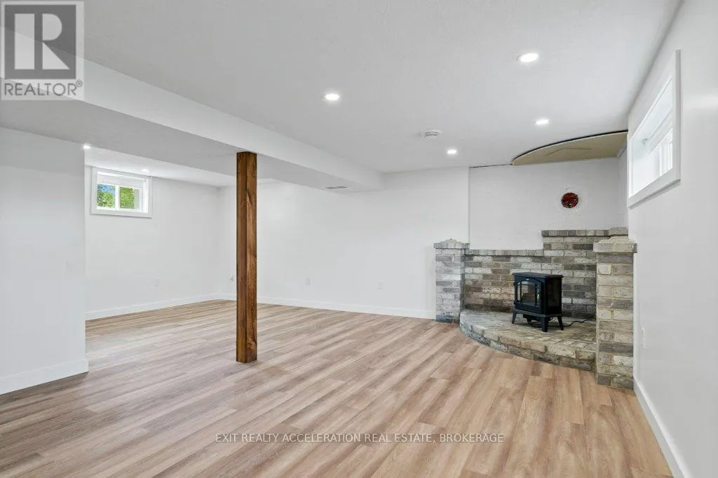 524 HUFFMAN ROAD