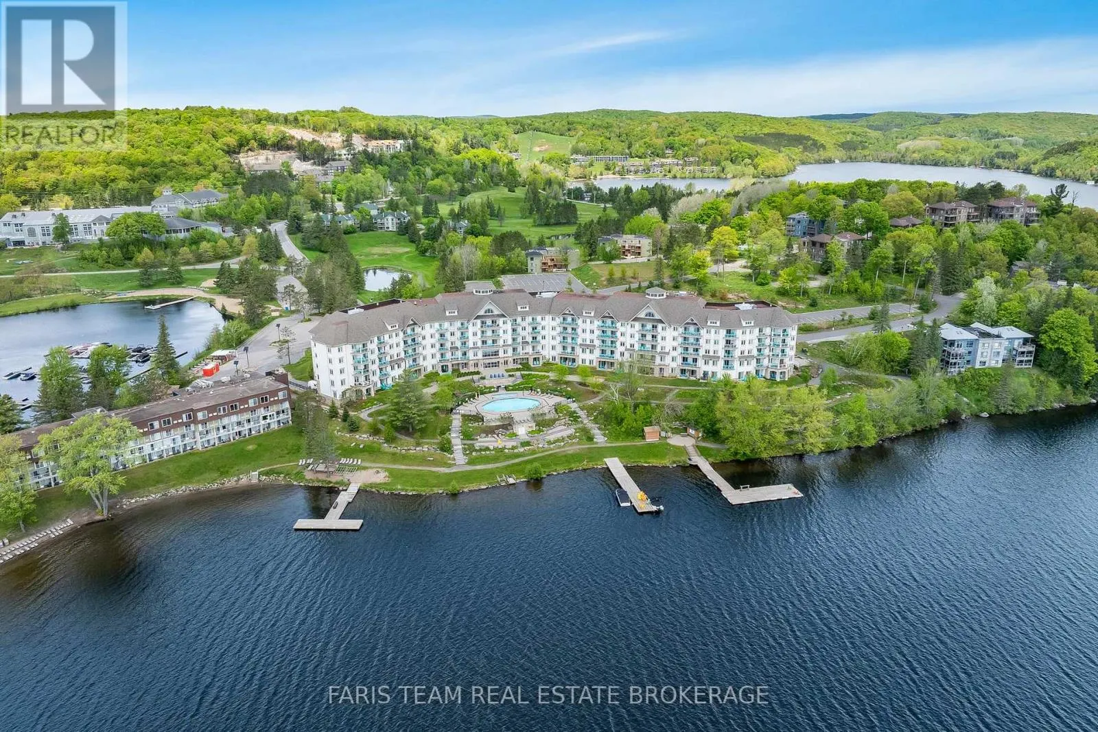 218 - 25 PEN LAKE POINT ROAD