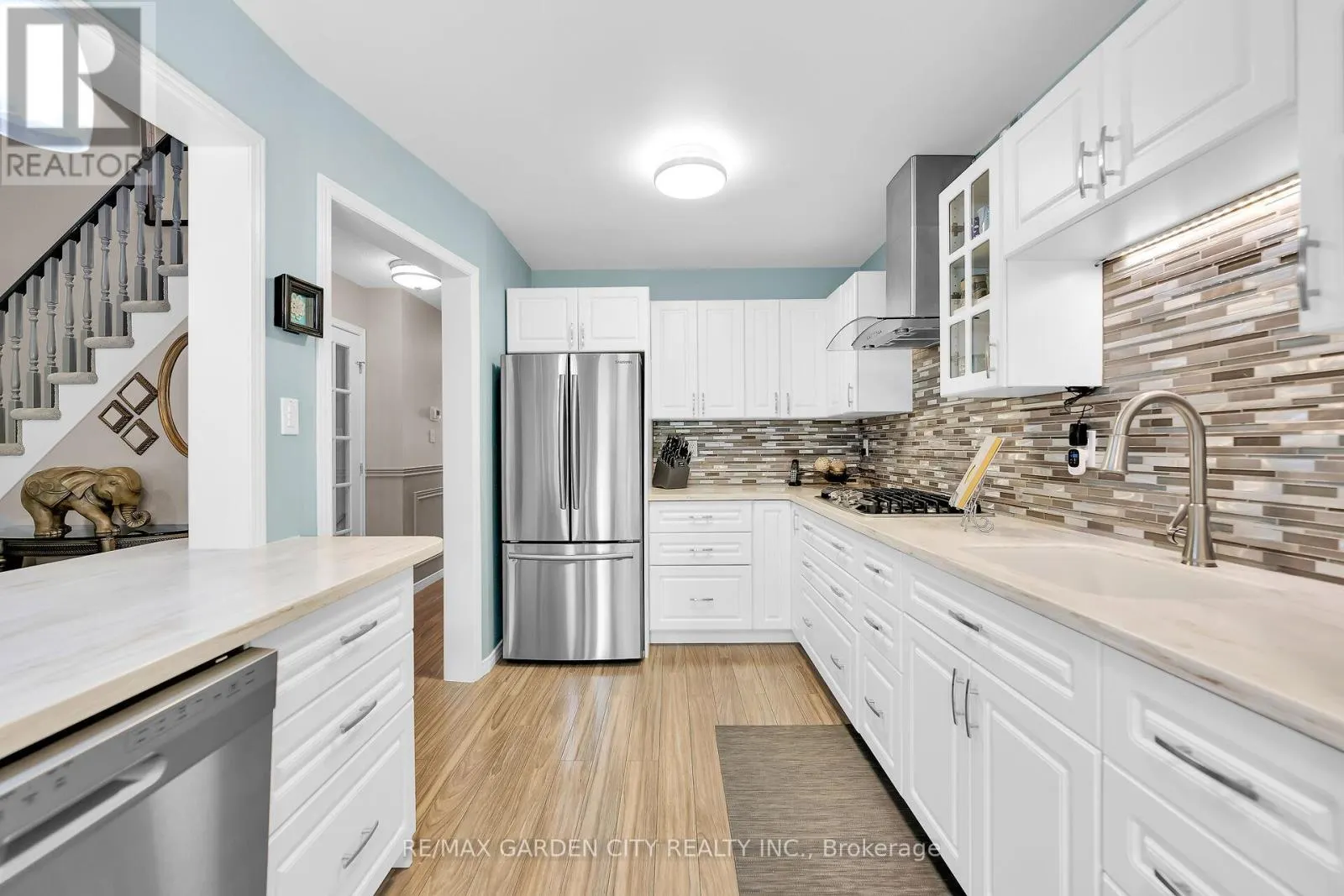 5126 ST. GEORGE DRIVE