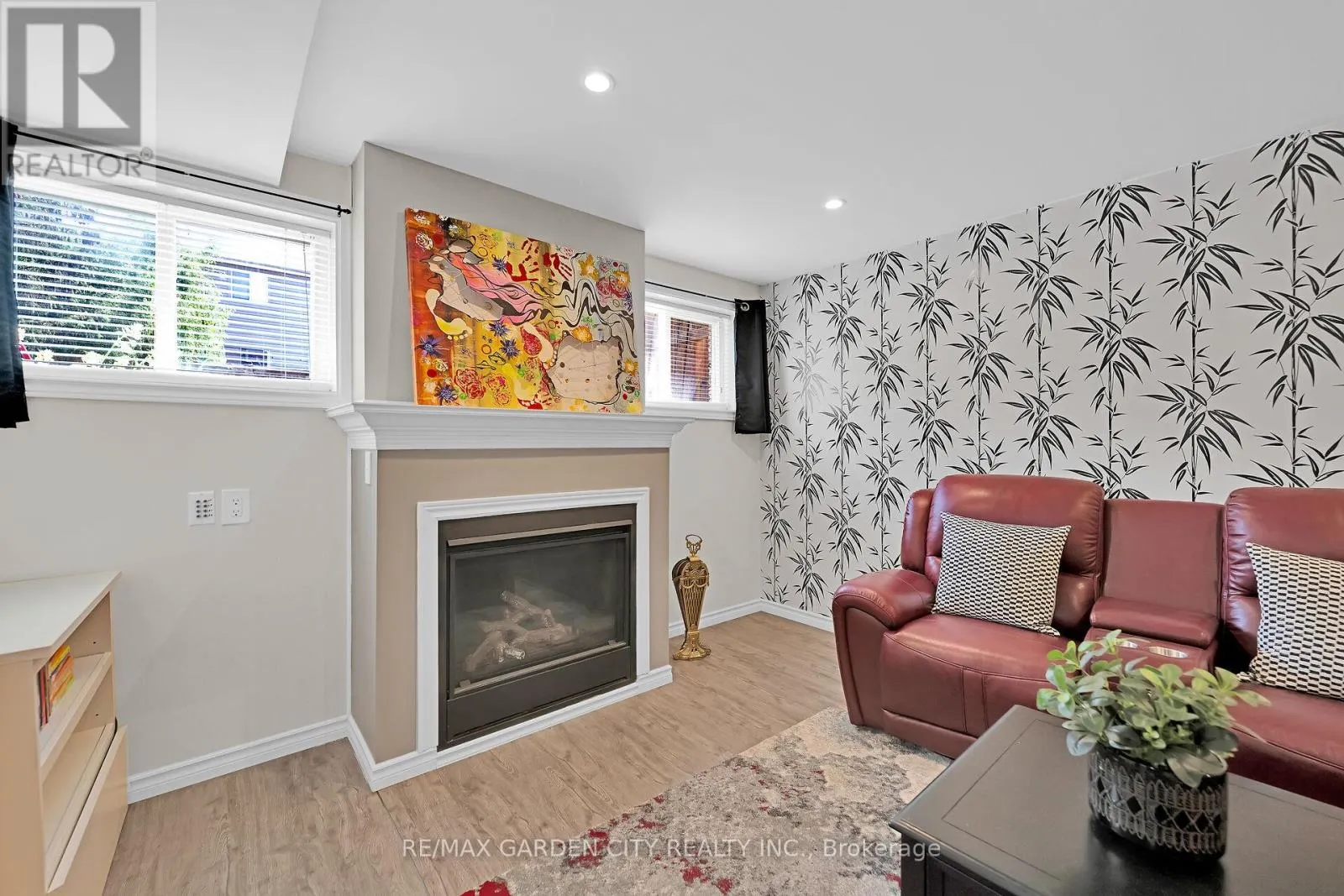 5126 ST. GEORGE DRIVE