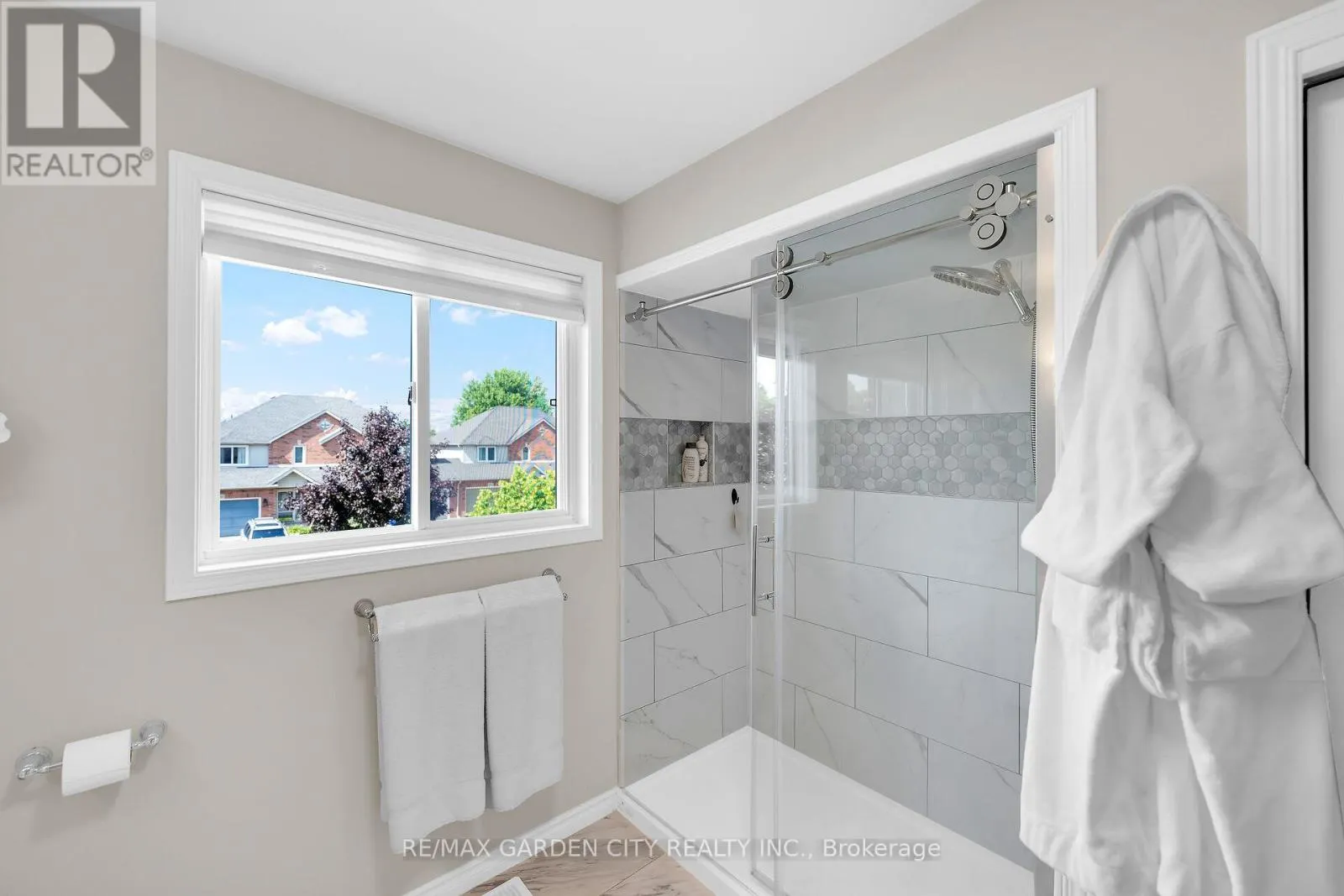 5126 ST. GEORGE DRIVE