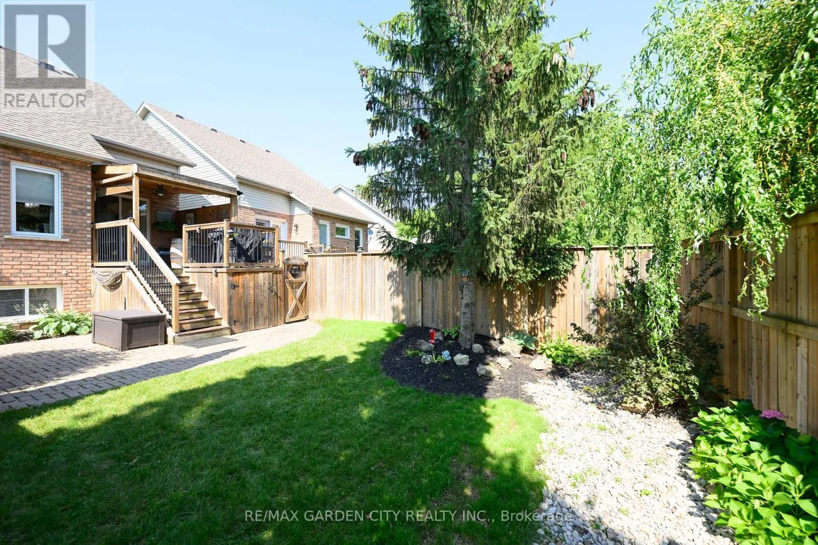 5126 ST. GEORGE DRIVE
