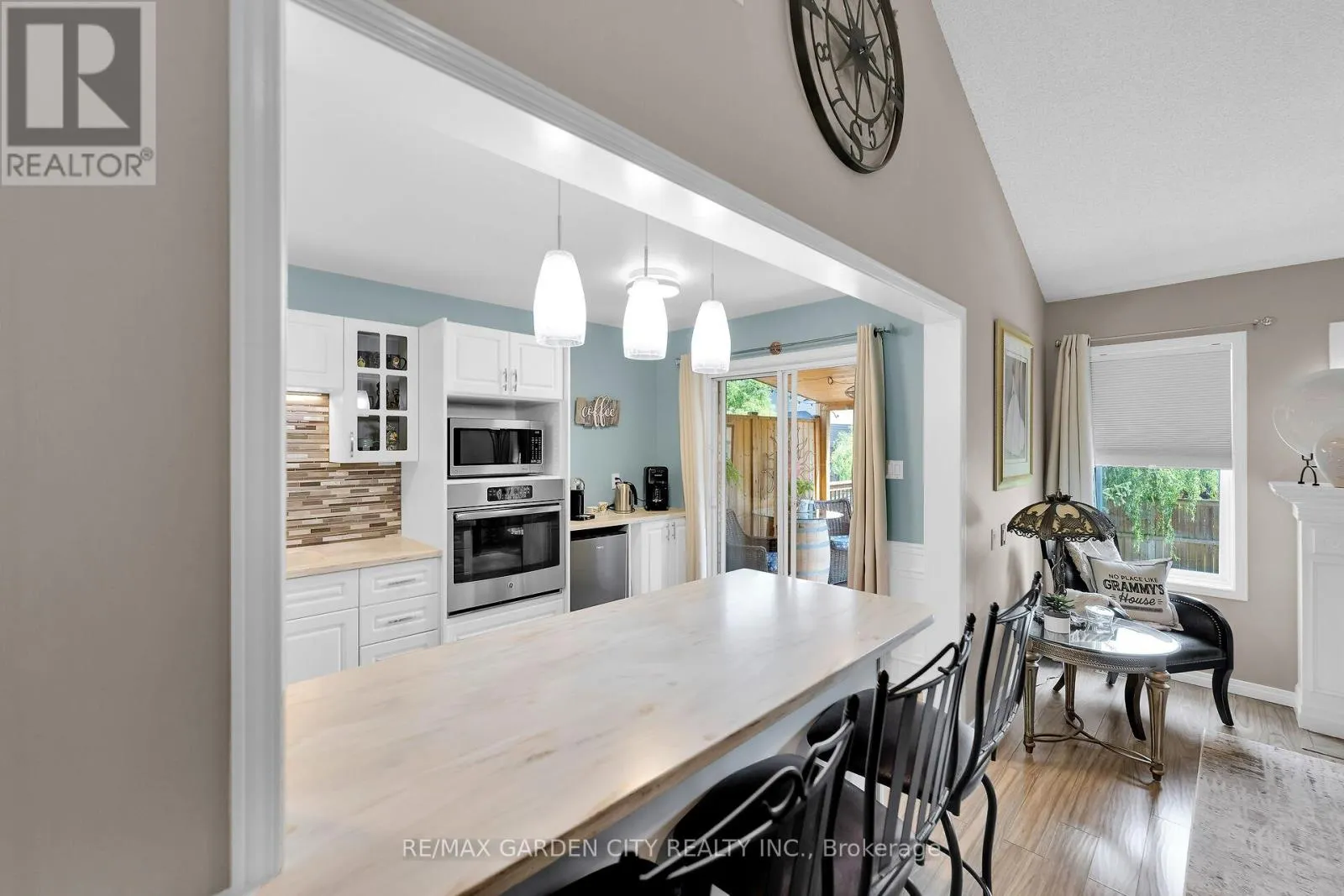 5126 ST. GEORGE DRIVE