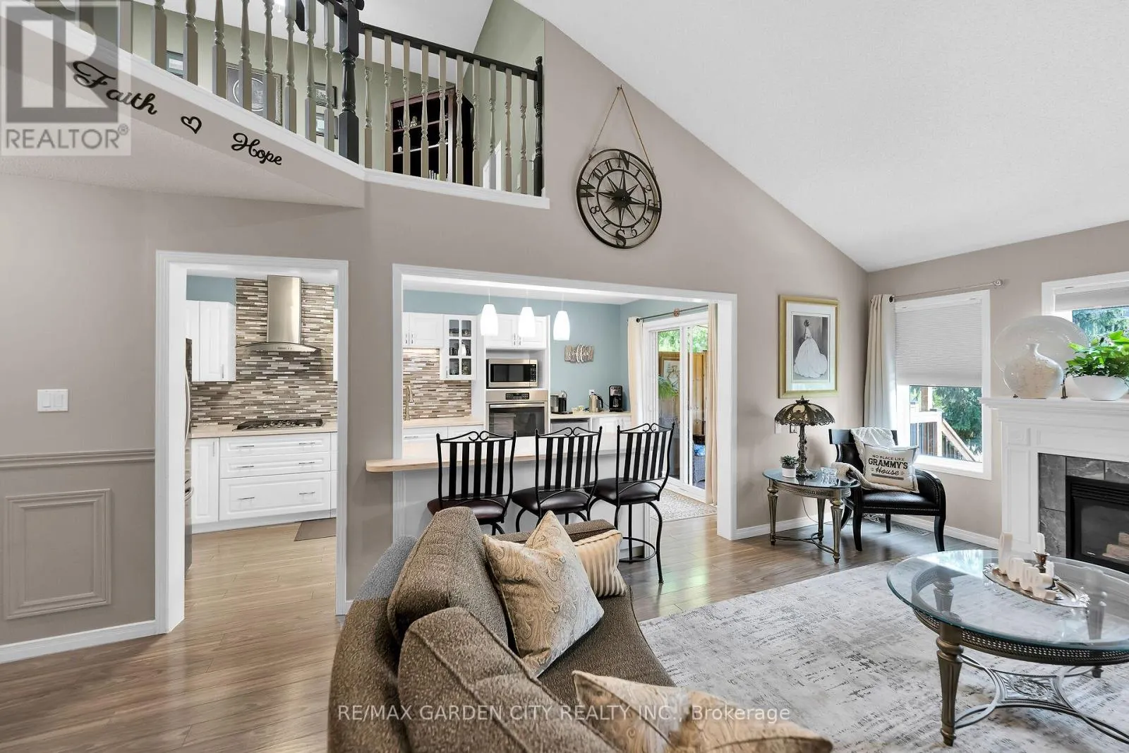 5126 ST. GEORGE DRIVE