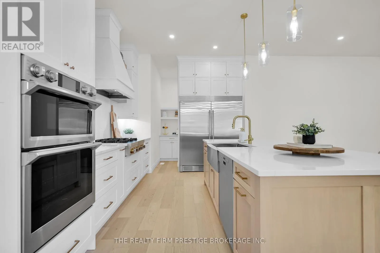 97 SIMCOE AVENUE