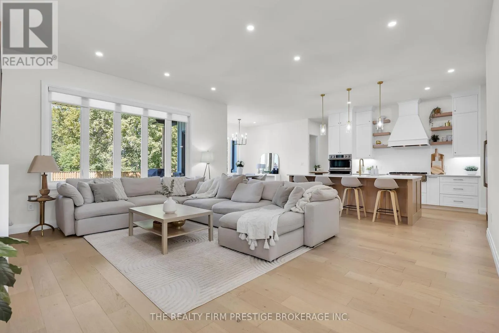 97 SIMCOE AVENUE
