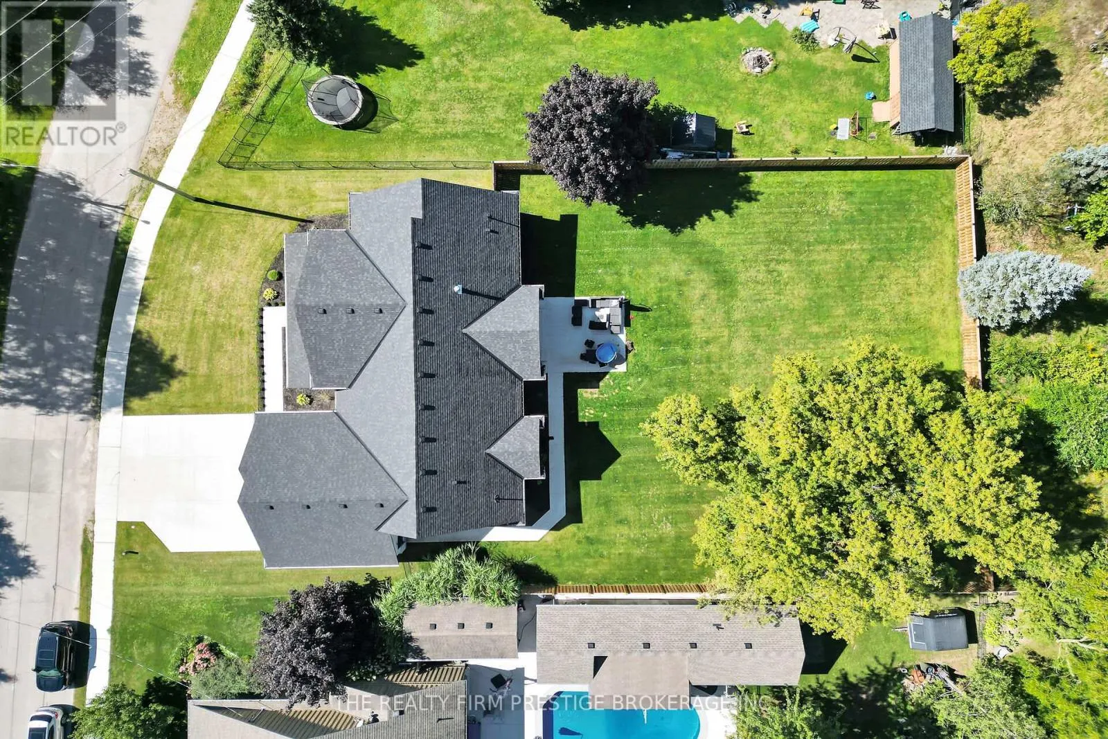 97 SIMCOE AVENUE