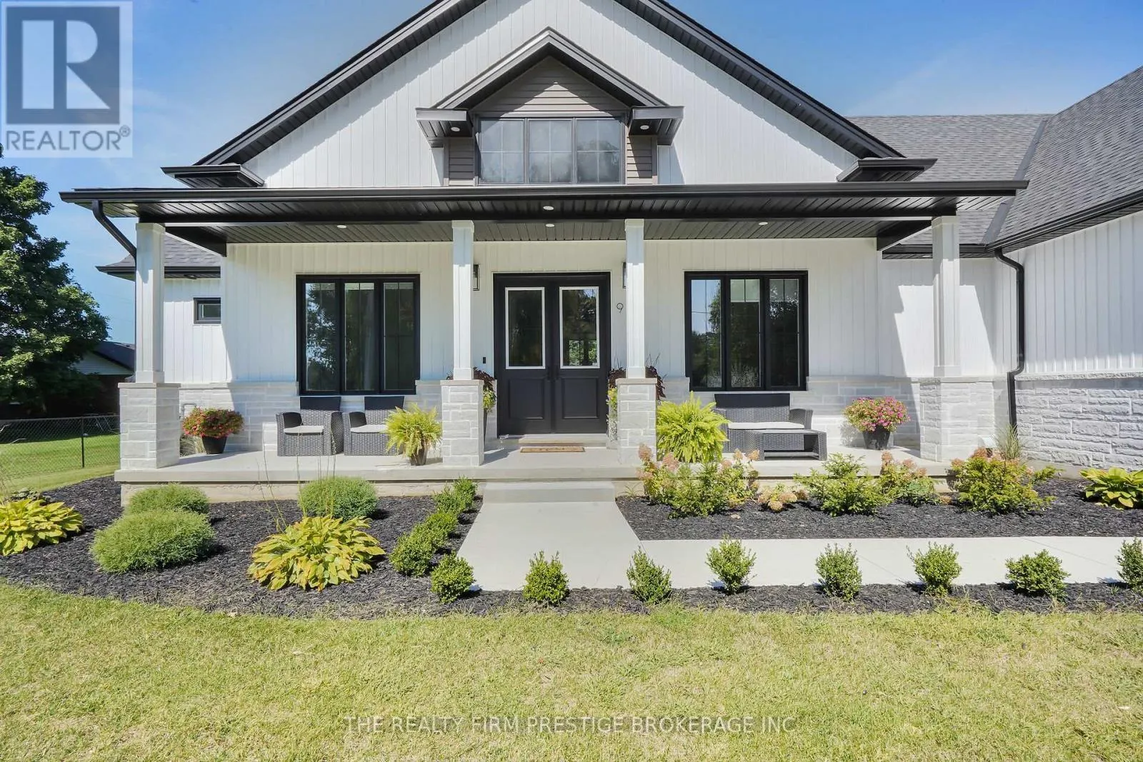 97 SIMCOE AVENUE