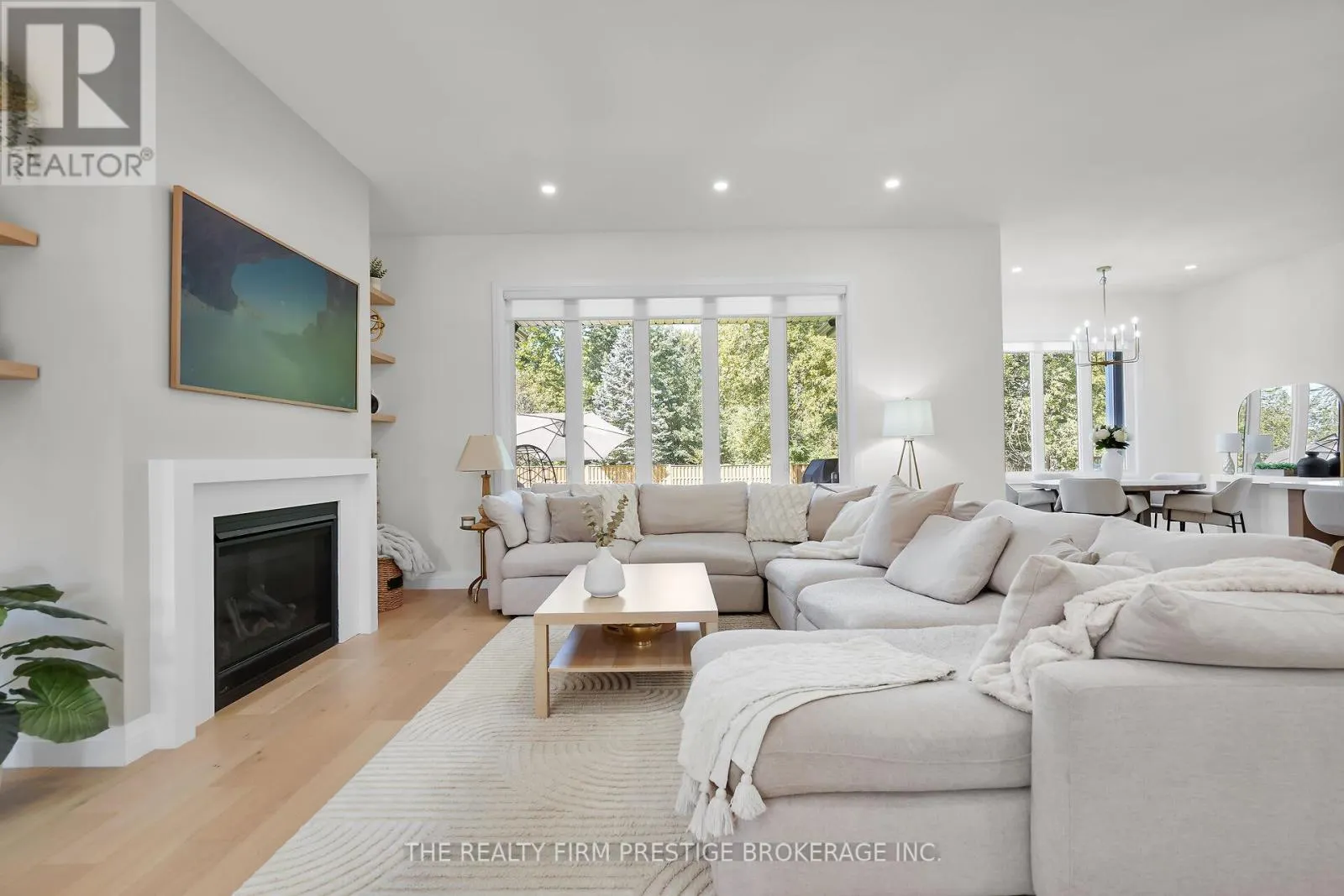 97 SIMCOE AVENUE