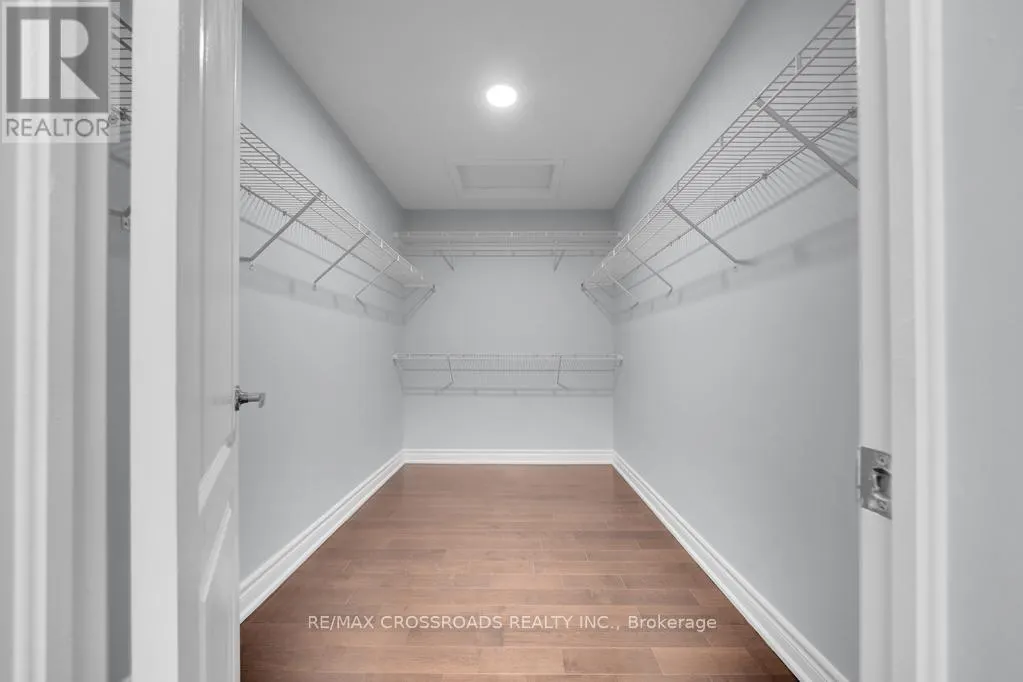 260 FALLING GREEN CRESCENT