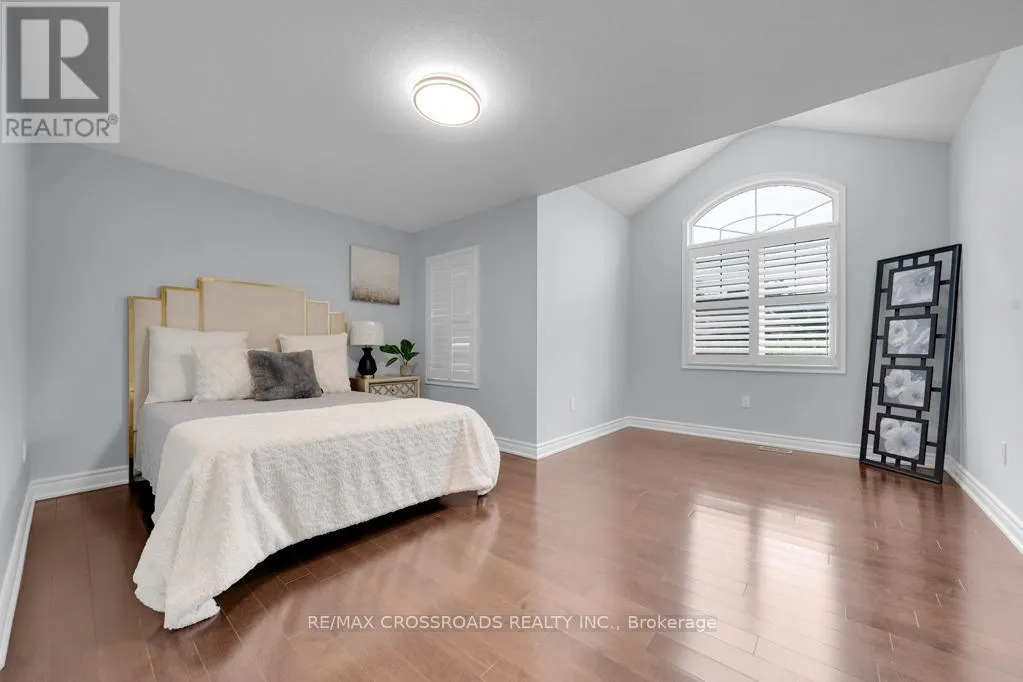 260 FALLING GREEN CRESCENT