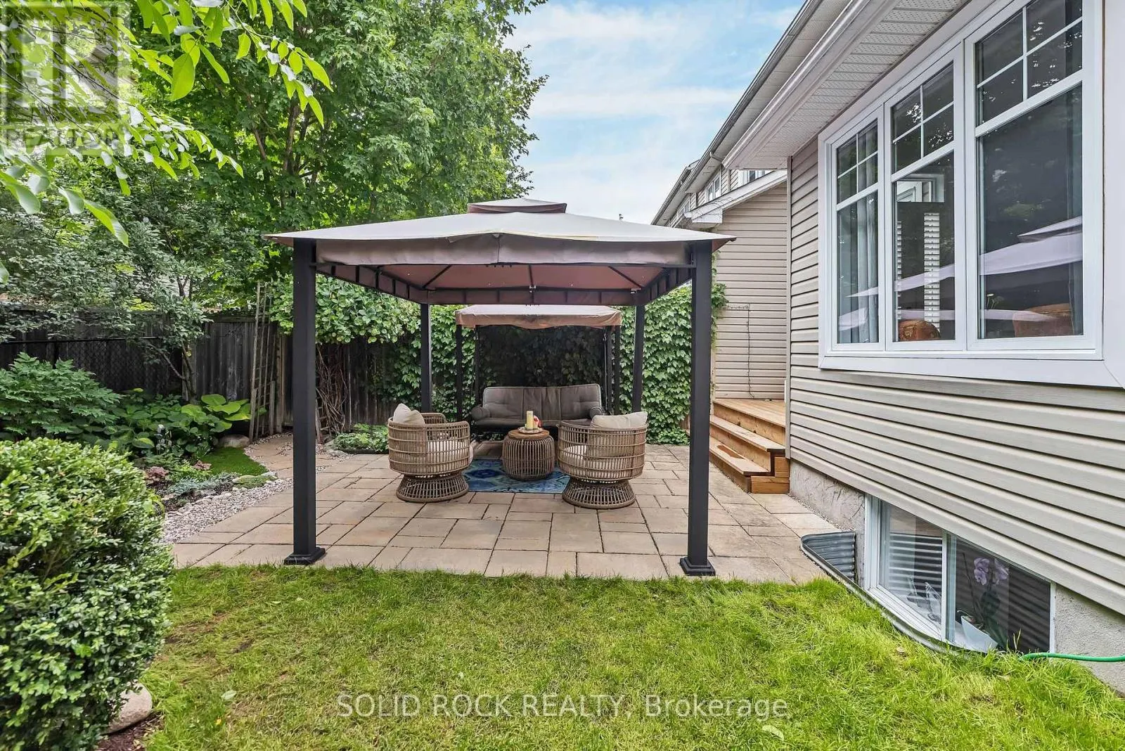 411 CACHE BAY CRESCENT E
