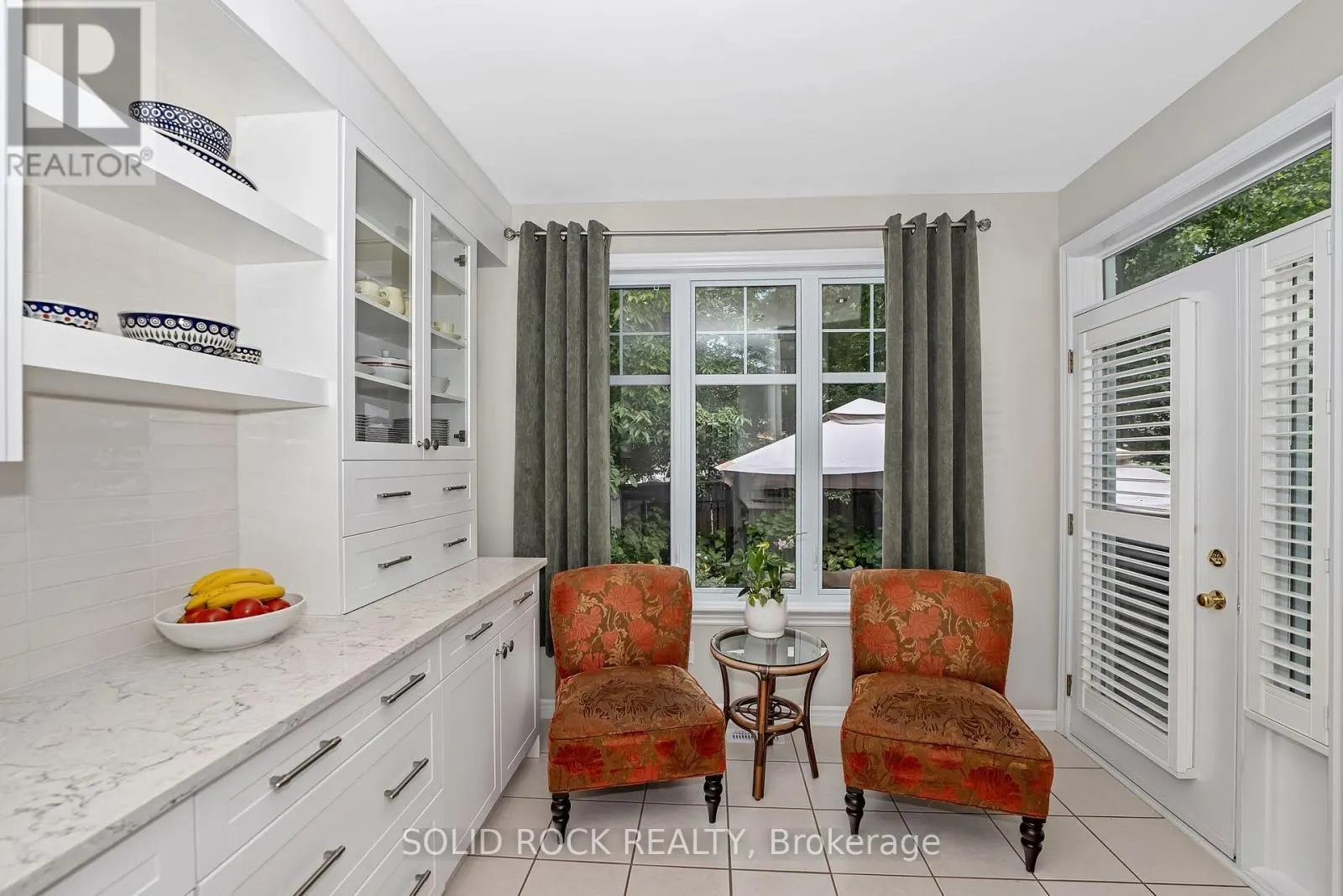 411 CACHE BAY CRESCENT E