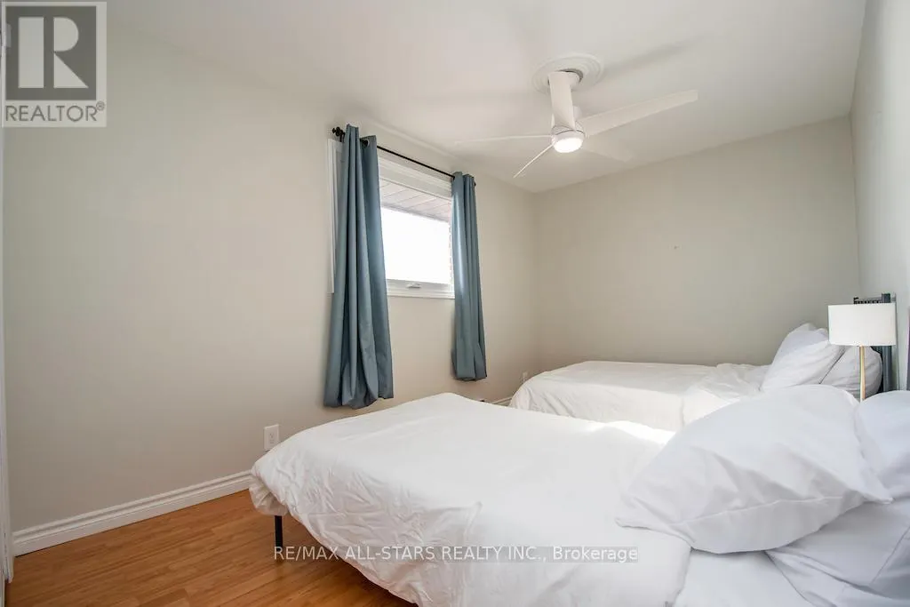 122 FENELON DRIVE
