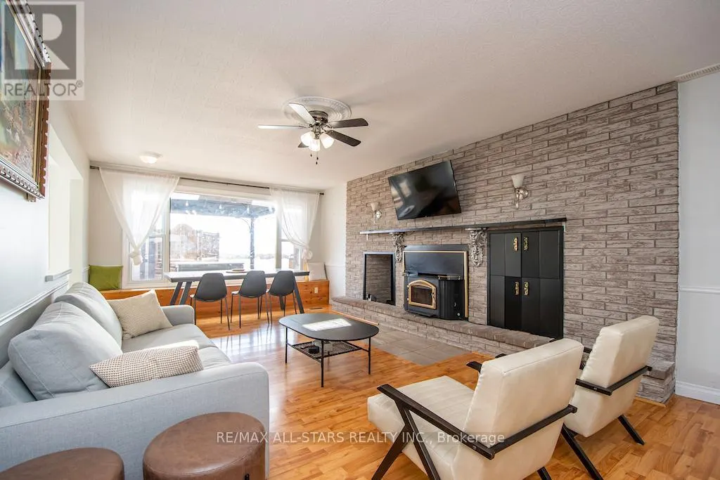 122 FENELON DRIVE