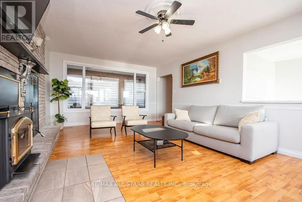 122 FENELON DRIVE