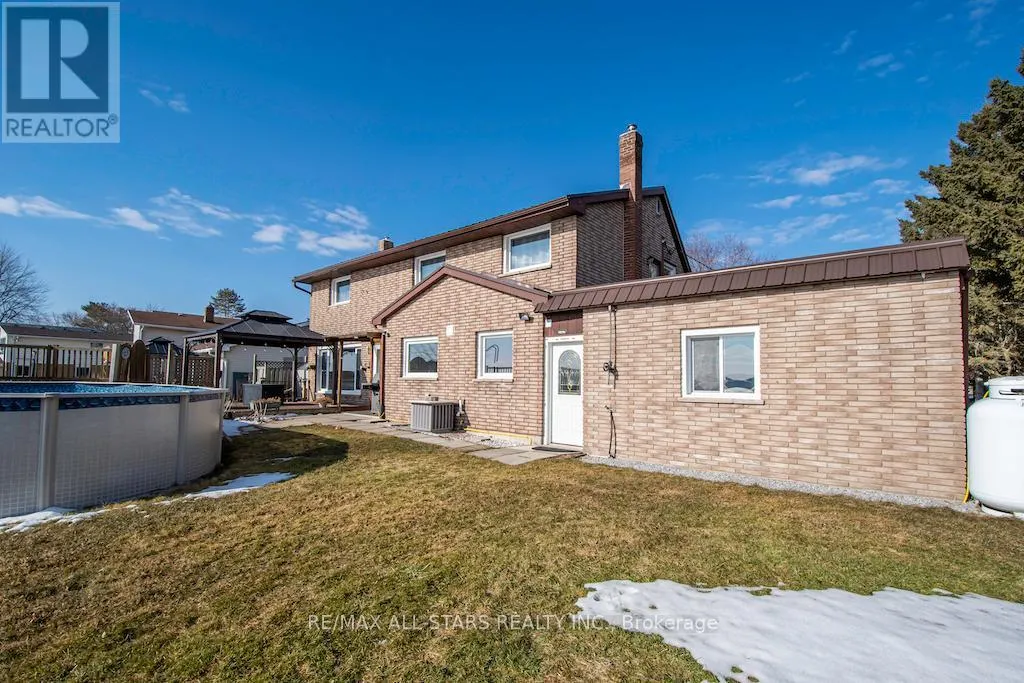 122 FENELON DRIVE