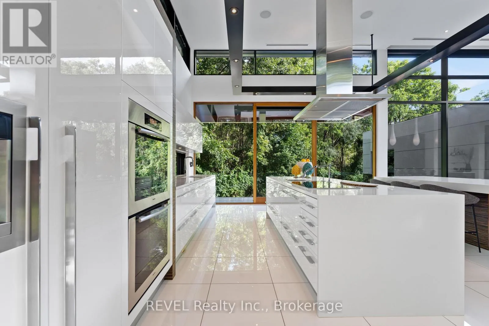250 CANBORO ROAD