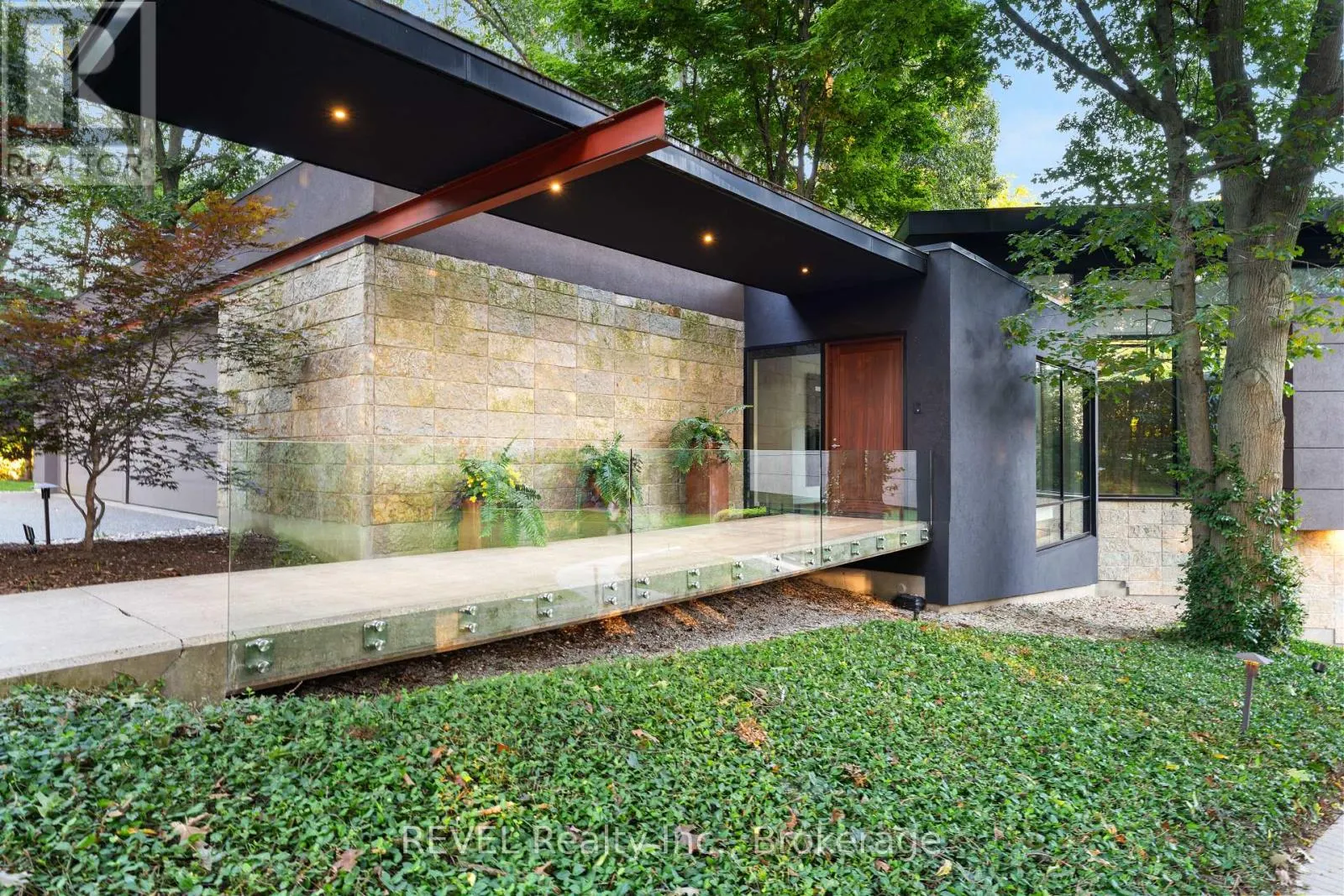 250 CANBORO ROAD