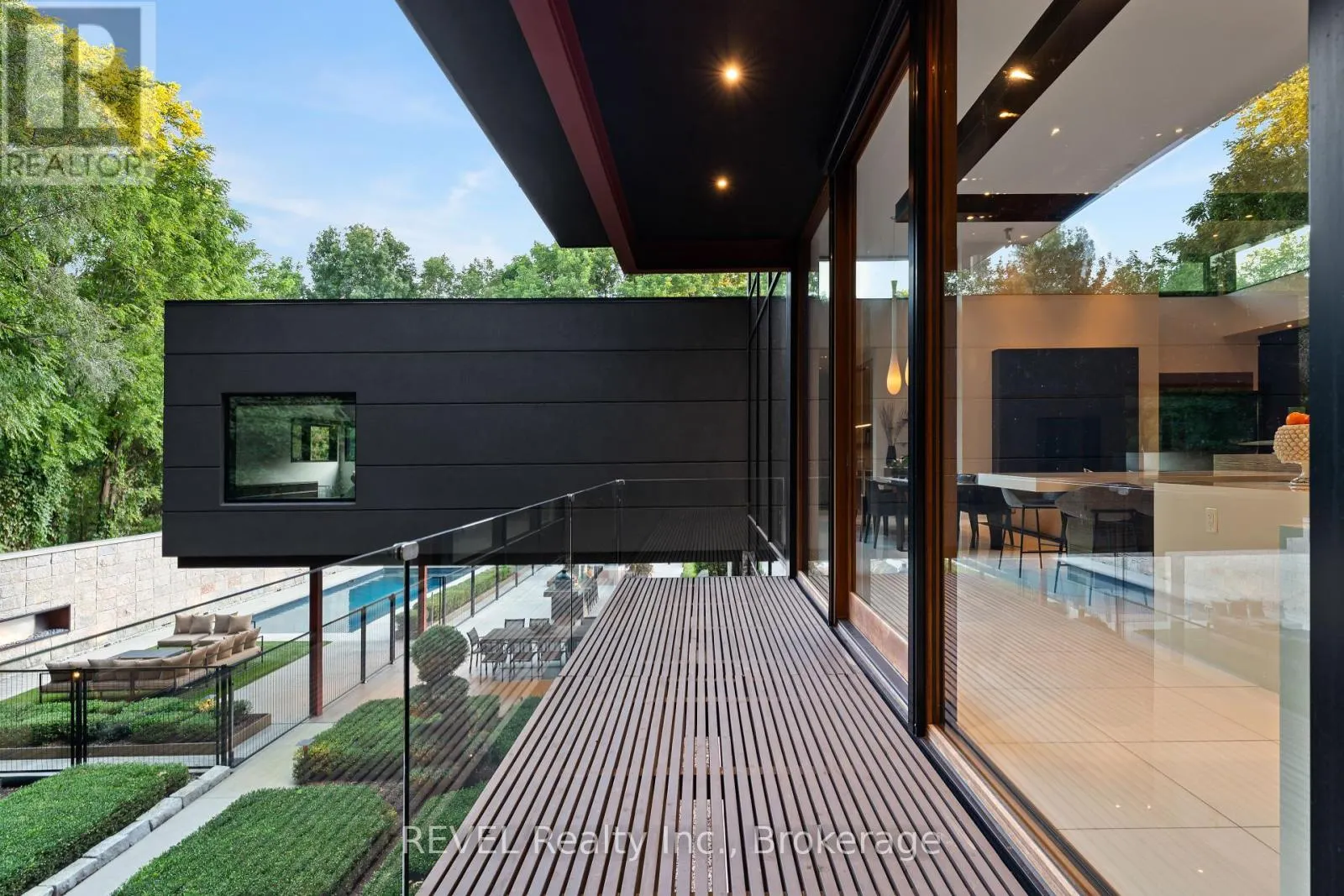 250 CANBORO ROAD