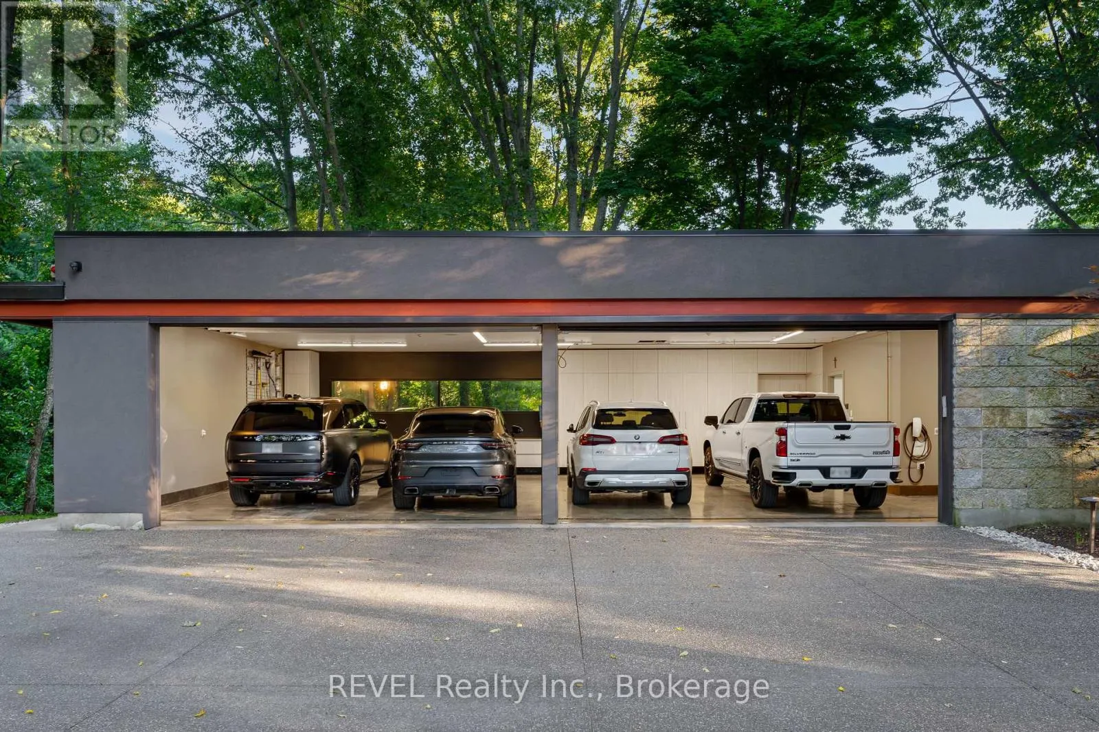 250 CANBORO ROAD