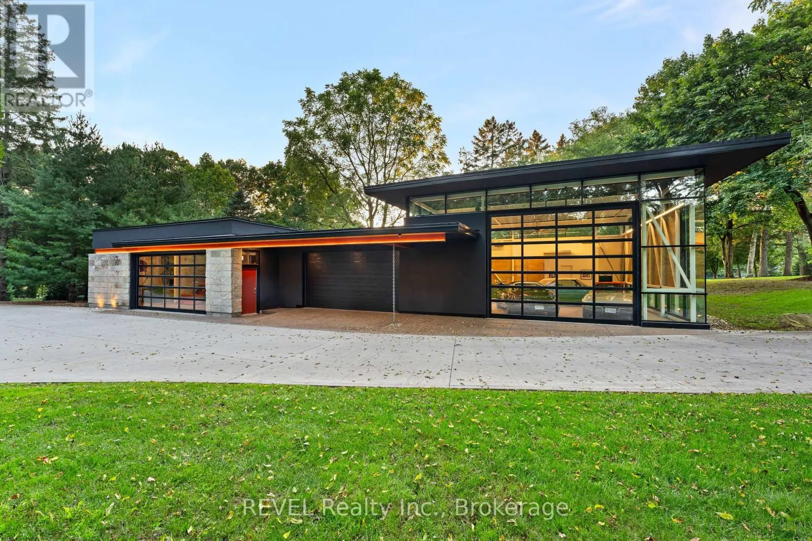 250 CANBORO ROAD