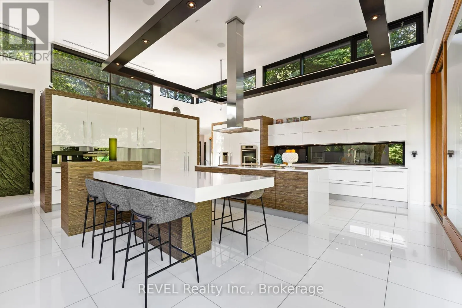 250 CANBORO ROAD