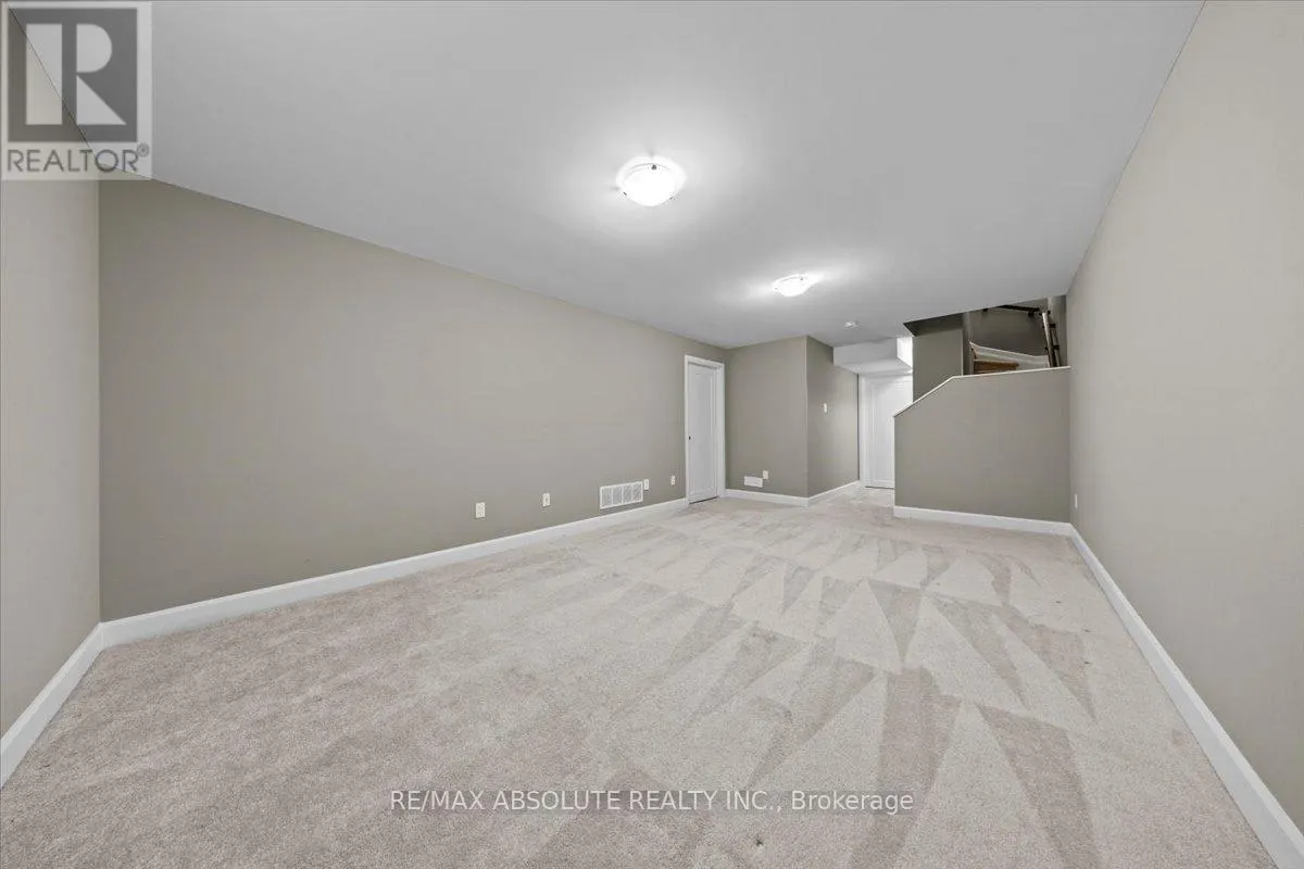 169 BANDELIER WAY