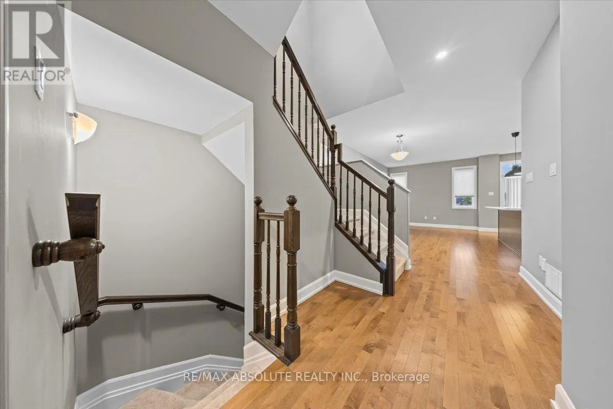 169 BANDELIER WAY