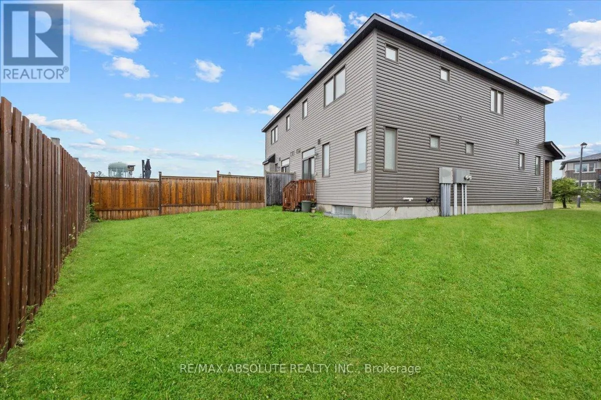 169 BANDELIER WAY