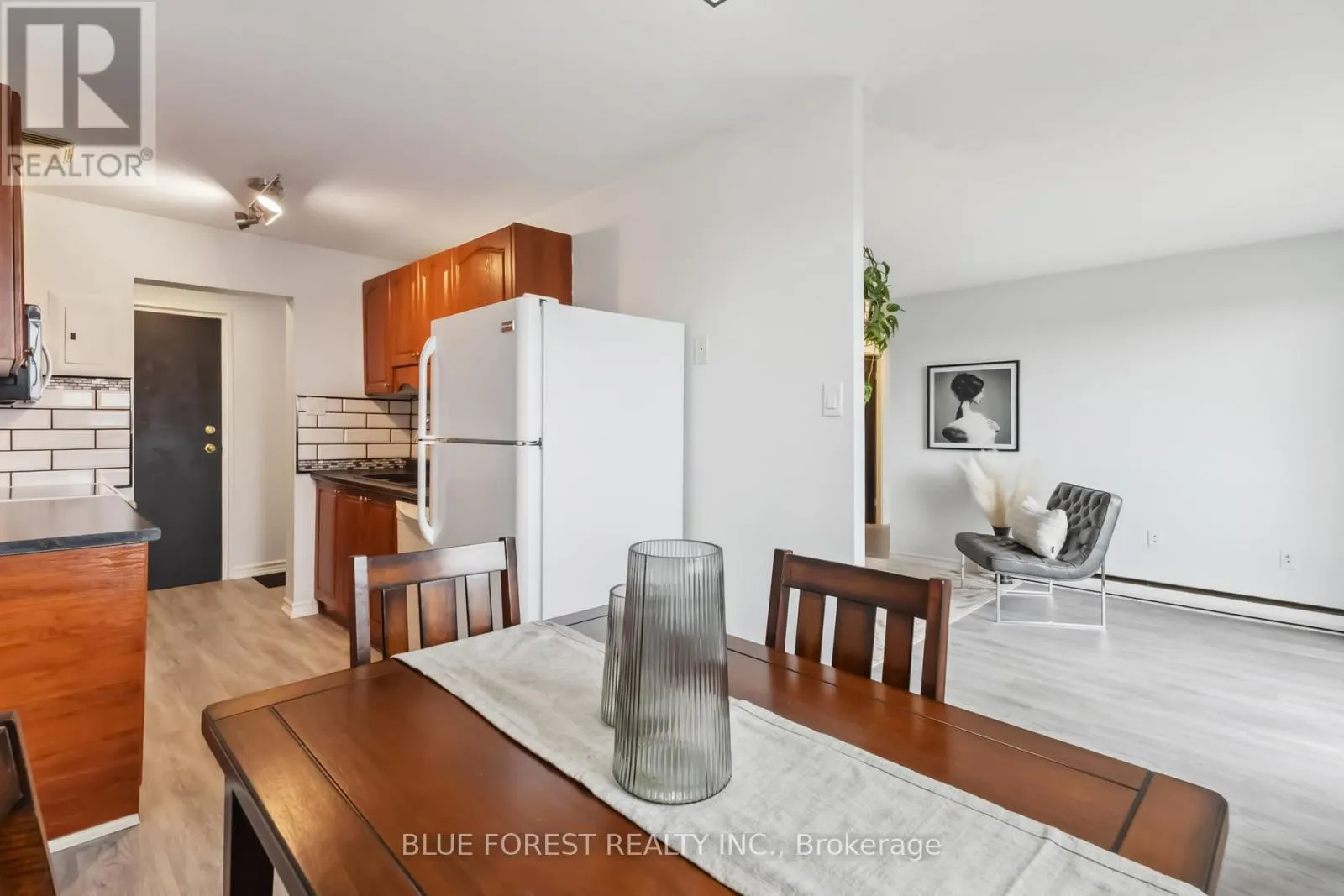 501 - 1100 JALNA BOULEVARD, #501