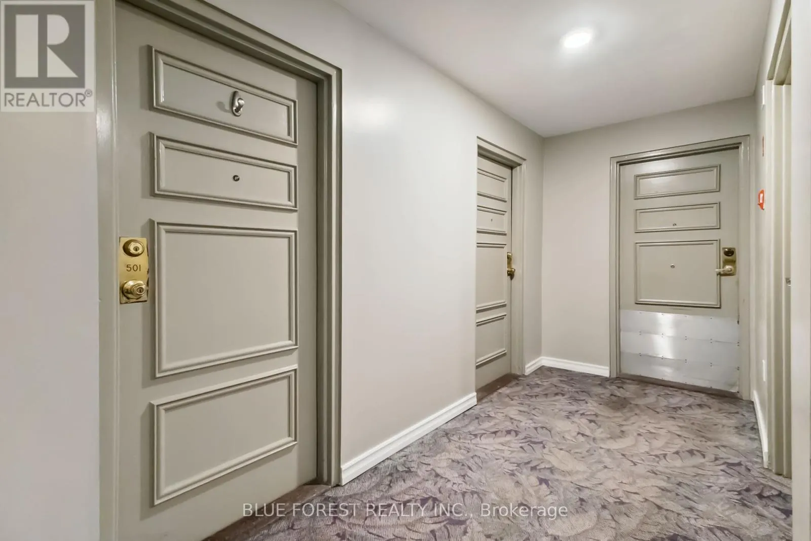 501 - 1100 JALNA BOULEVARD, #501