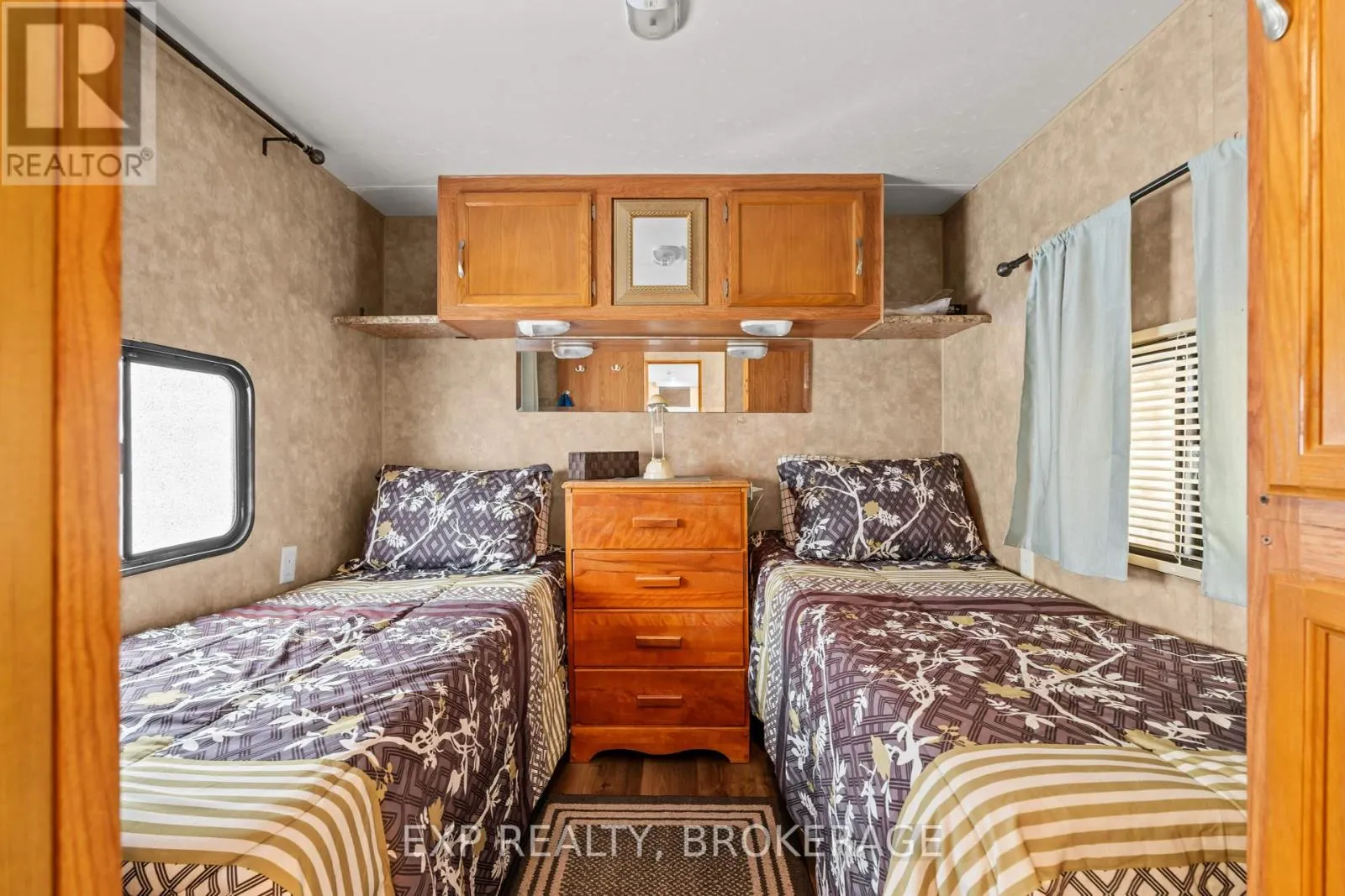 38 - 9 GLENFORD LANE, #38