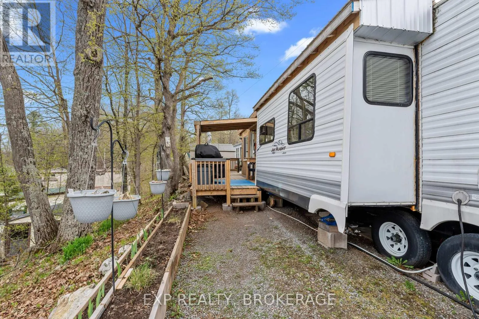 38 - 9 GLENFORD LANE, #38