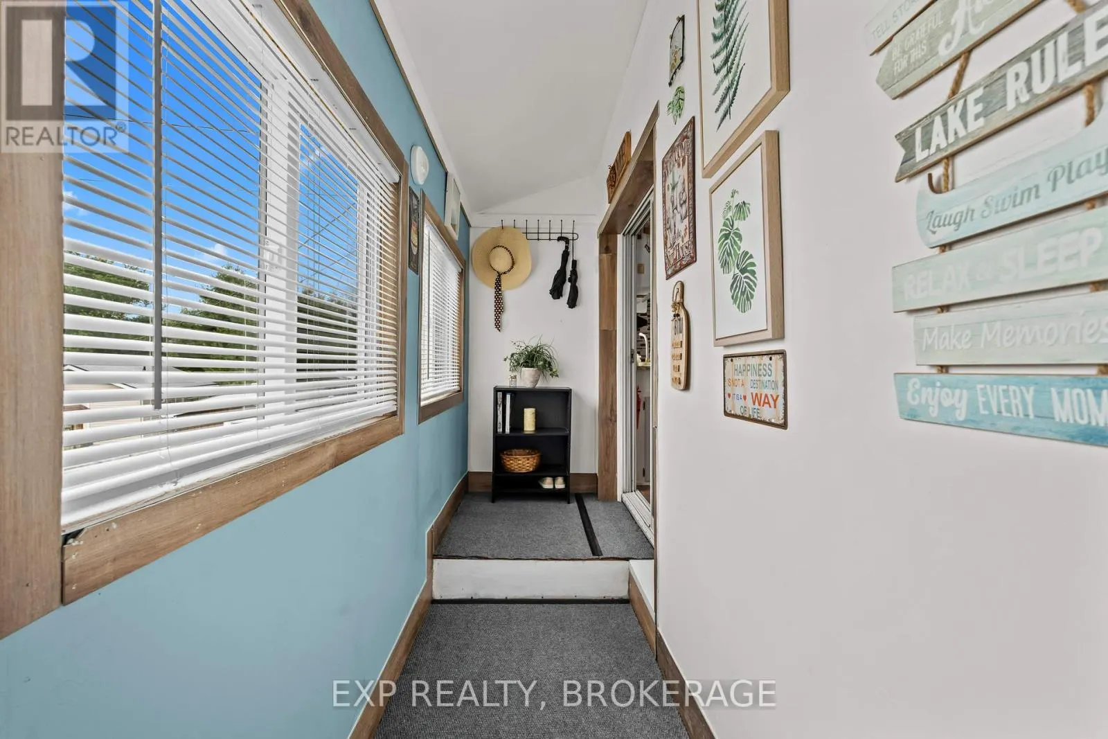 38 - 9 GLENFORD LANE, #38